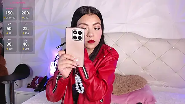 Snapshot of Cherrylionn chatting on 06-08-26, 01:00 Cherrylionn online show from 06-08-26, 01:00