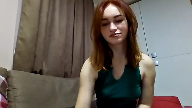 Snapshot of Requellia chatting on 10-15-25, 07:22 Requellia online show from 10-15-25, 07:22