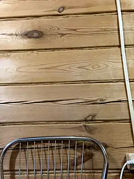 Kiravix online show from 12-15-25, 05:08