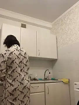 Kiravix online show from 10-08-25, 03:02