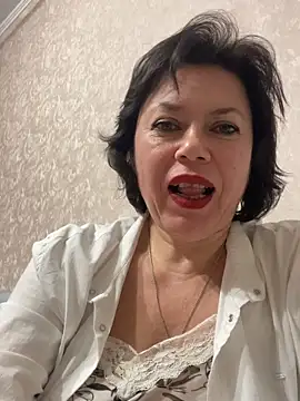 Kiravix online show from 12-18-25, 08:01