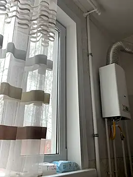 Kiravix online show from 10-31-25, 06:54