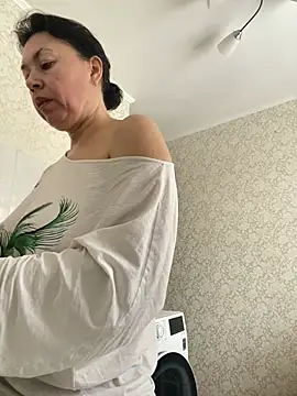 Kiravix online show from 02-23-26, 08:37