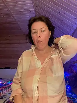 Kiravix online show from 12-22-25, 07:36