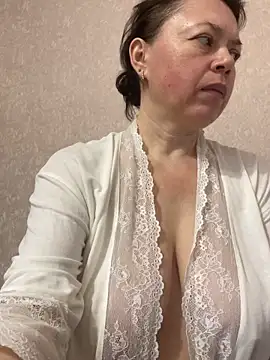 Kiravix online show from 04-06-26, 05:41