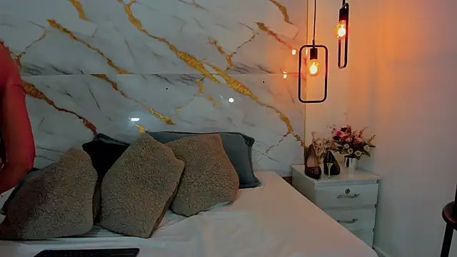 dakota roussee online show from 11-19-25, 05:24