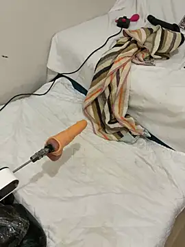 Snapshot of Ozge-SluttyScream69 chatting on 02-27-26, 11:26 Ozge-SluttyScream69 online show from 02-27-26, 11:26