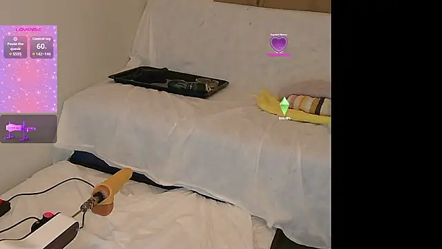 Snapshot of Ozge-SluttyScream69 chatting on 02-14-26, 11:05 Ozge-SluttyScream69 online show from 02-14-26, 11:05