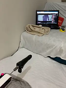 Ozge-SluttyScream69 online show from 03-23-26, 11:37