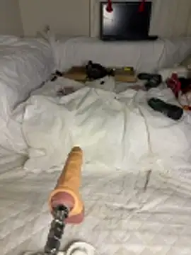 Ozge-SluttyScream69 online show from 12-19-25, 11:29