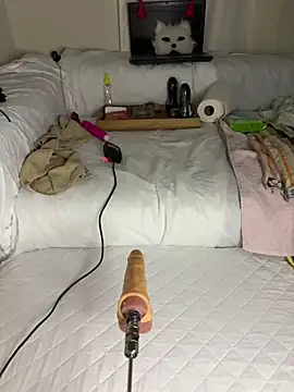 Ozge-SluttyScream69 online show from 12-21-25, 12:02