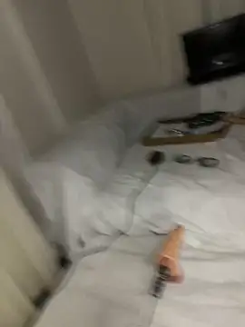 Ozge-SluttyScream69 online show from 11-26-25, 09:37