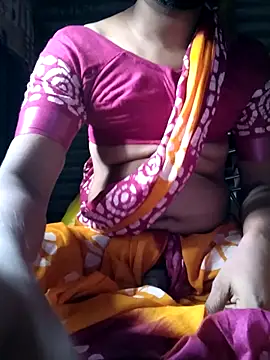Snapshot of Rohit4500 chatting on 10-13-25, 01:51 Rohit4500 online show from 10-13-25, 01:51