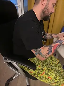 DavidMaros online show from 11-30-25, 05:41