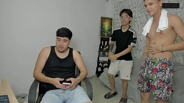 Snapshot of maxxis_eli chatting on 11-03-25, 04:39 maxxis eli online show from 11-03-25, 04:39