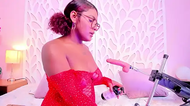 Emmadancer online show from 11-10-25, 07:08