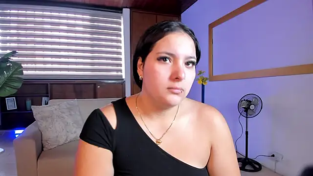 sofiacaramel online show from 12-22-25, 03:12