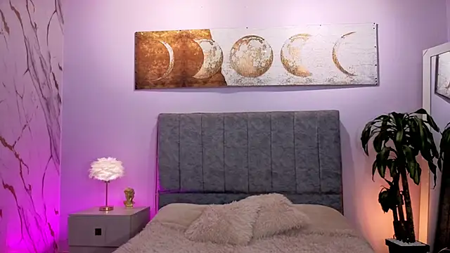 antonellastar24  online show from 04-06-26, 08:10