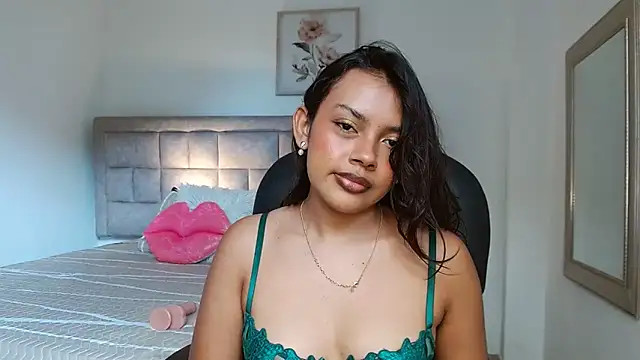 Mariannexoxx online show from 12-22-25, 06:08
