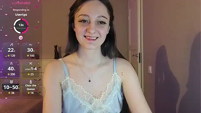 white liillyy online show from 05-18-26, 10:14