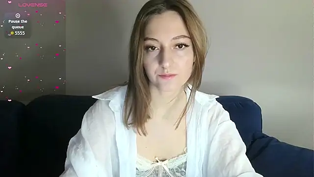 white liillyy online show from 02-06-26, 06:26