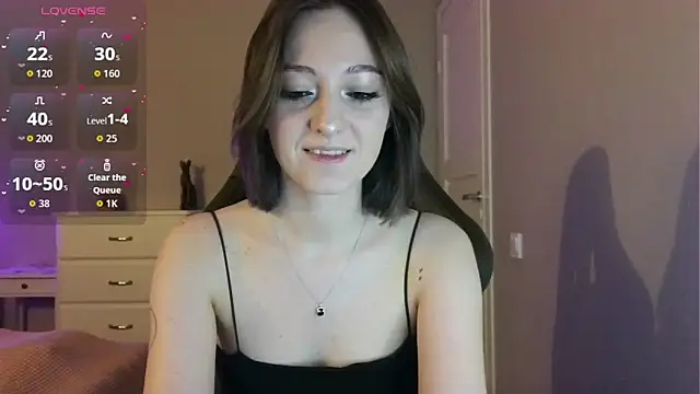 white liillyy online show from 05-17-26, 09:15