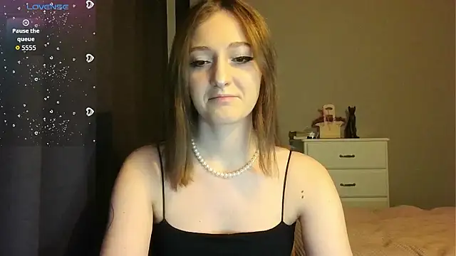 white liillyy online show from 01-17-26, 09:51