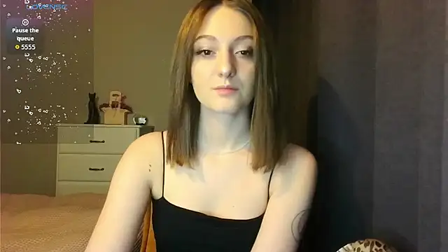 white liillyy online show from 01-11-26, 09:11