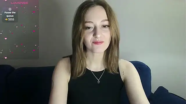 white liillyy online show from 02-10-26, 07:24