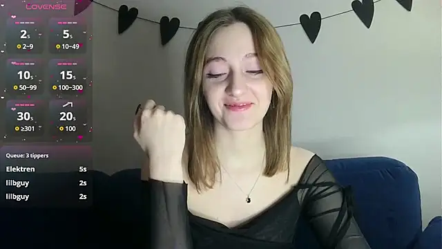 white liillyy online show from 02-11-26, 07:58