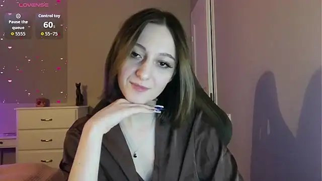 white liillyy online show from 05-25-26, 09:24