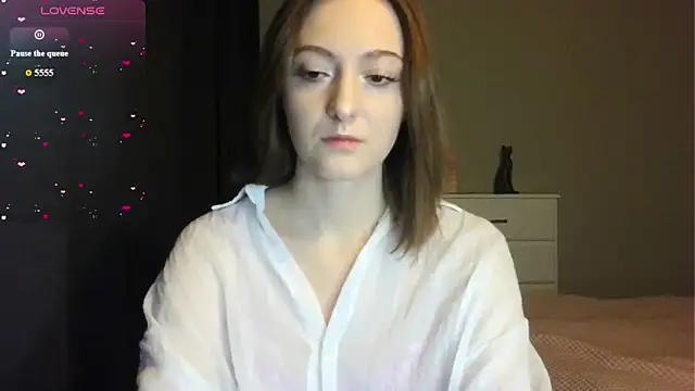 white liillyy online show from 03-23-26, 09:03