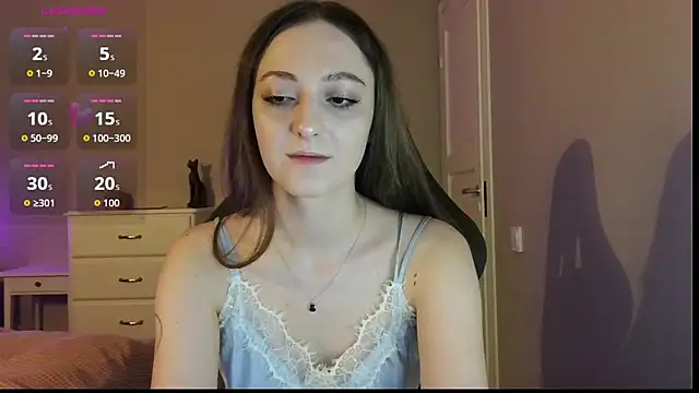 white liillyy online show from 06-29-26, 11:04