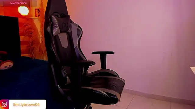 Emily brown04 online show from 03-06-26, 12:44