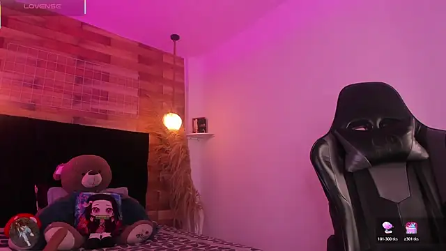 Emily brown04 online show from 03-26-26, 12:03