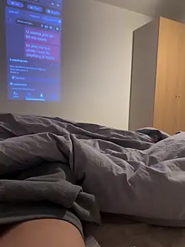 tashaninlife online show from 12-17-25, 04:17