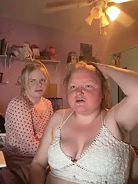 KadiSparkle online show from 03-25-26, 07:13