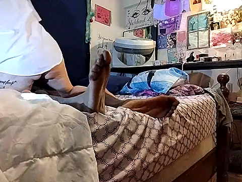 Snapshot of SnowBunny1224 chatting on 09-26-25, 09:49 SnowBunny1224 online show from 09-26-25, 09:49