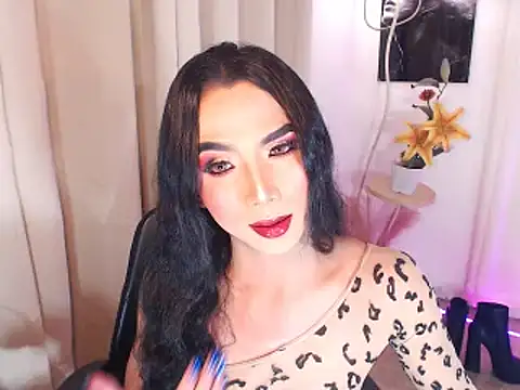 Jane Bilbeisi online show from 11-07-25, 06:23