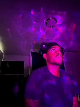 tyrek5051 online show from 10-18-25, 06:21