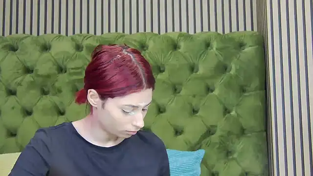 LunaHart online show from 02-21-26, 09:55