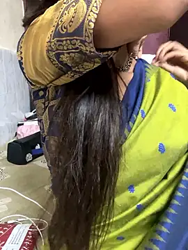 Snapshot of Desire_Zoya chatting on 10-20-25, 06:52 Desire Zoya online show from 10-20-25, 06:52