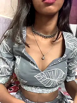 Snapshot of Desire_Zoya chatting on 10-04-25, 05:03 Desire Zoya online show from 10-04-25, 05:03