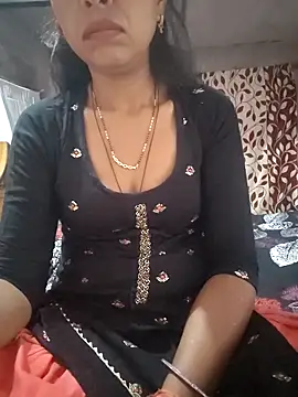 Snapshot of Paakhi-Singh chatting on 05-02-26, 04:28 Paakhi-Singh online show from 05-02-26, 04:28