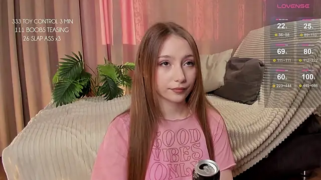 Snapshot of wetpussydaily chatting on 09-14-25, 01:55 wetpussydaily online show from 09-14-25, 01:55