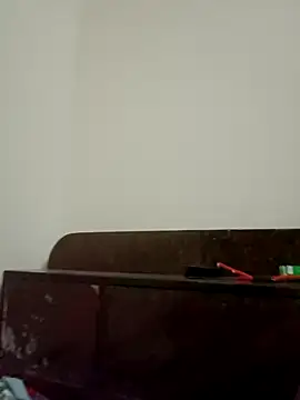 Snapshot of RAYI_Queen_2 chatting on 10-22-25, 12:48 RAYI Queen 2 online show from 10-22-25, 12:48