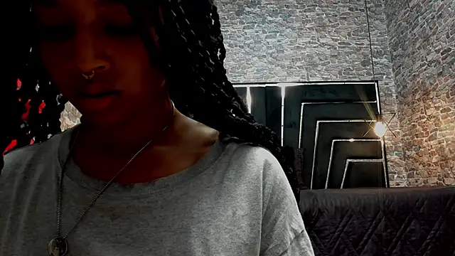 WILD FIREE  online show from 03-21-26, 08:46