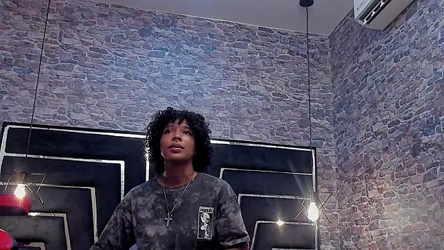 WILD FIREE  online show from 03-01-26, 07:47