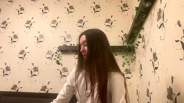 Snapshot of AshleyEady chatting on 09-12-25, 10:20 AshleyEady online show from 09-12-25, 10:20