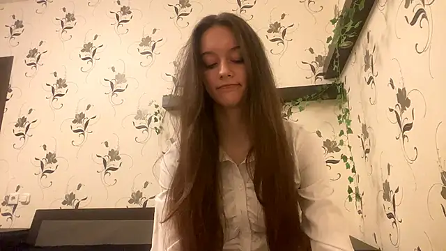 Snapshot of AshleyEady chatting on 10-15-25, 09:23 AshleyEady online show from 10-15-25, 09:23